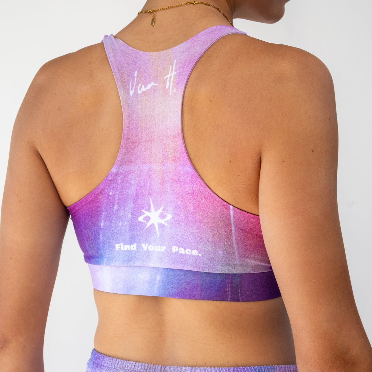 VanH Presto light support sports bra – alternate view