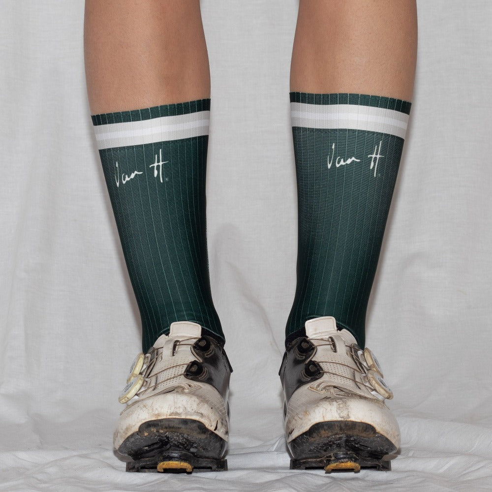 Dark green aero cycling socks Cycling socks, aero socks, running socks, premium cycling socks, van h, south africa