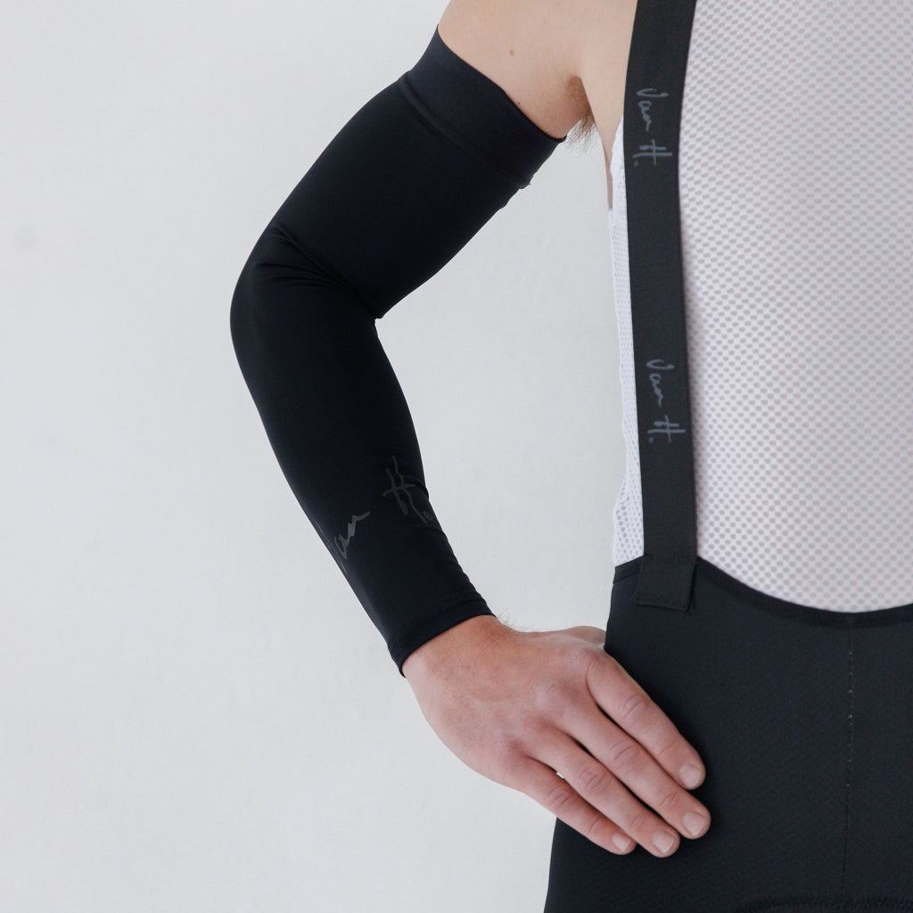 VanH Black sleeves