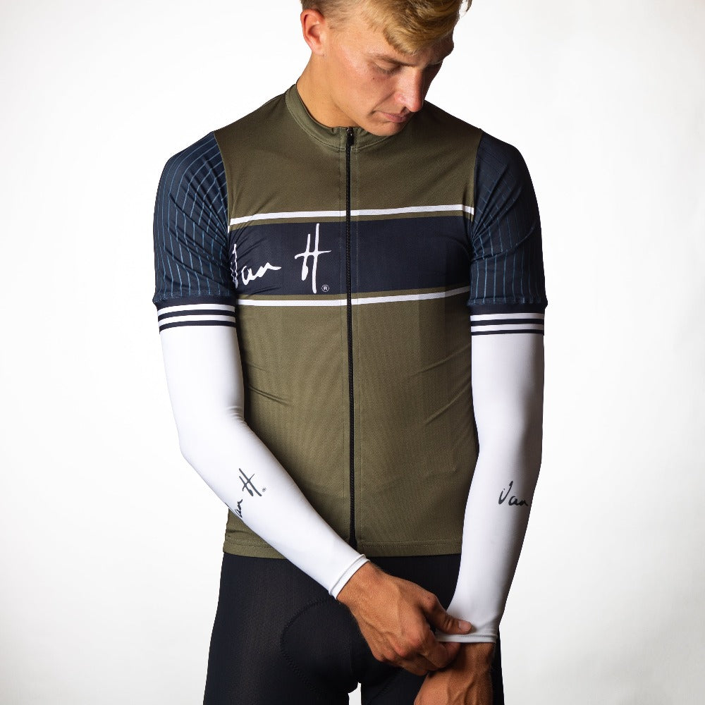 UV Sleeves, cycling arm warmers, arm sun protectors, cycling arm sleeves, south Africa, cycling gear, van h